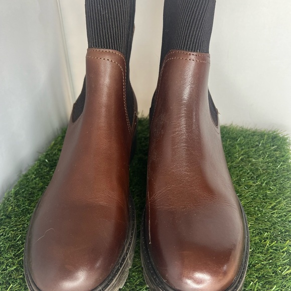 Bootlegger Brown Leather Elastic Chelsea Boot Women Size 40 (9) - Picture 5 of 10
